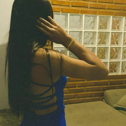 Bella Campos